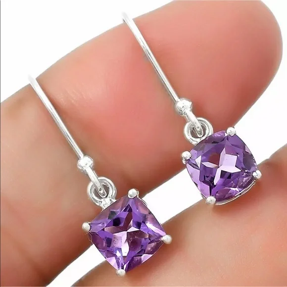 Faceted amethyst sterling silver earrings - Picture 2 of 2